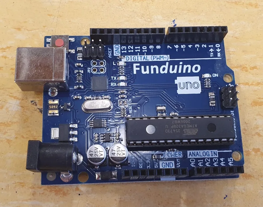 Funduino Uno Mikrocontroller als einzelnes Bauteil