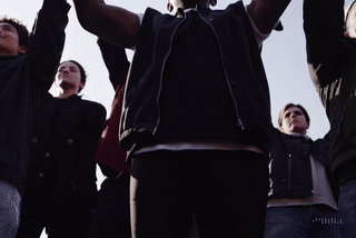 Datei:United Against Hate simple compose 01jyxp59hfe529nxhnsz6vz0we.gif